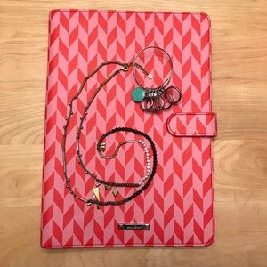 S&D Necklace Travel Folder